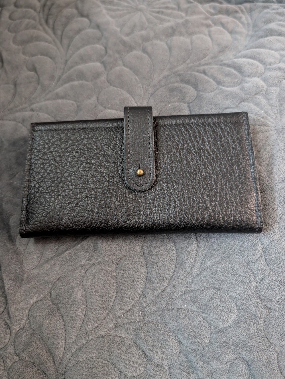 Portland Leather Goods Women’s Trifold Wallet Black Pebbled Leather